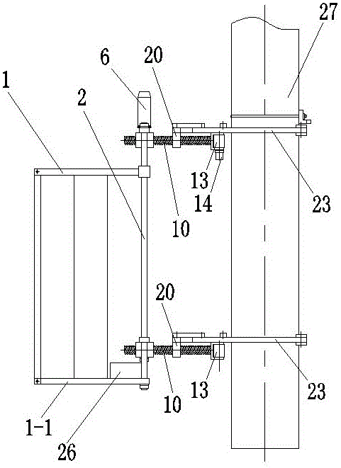 Alternating pole-climbing robot