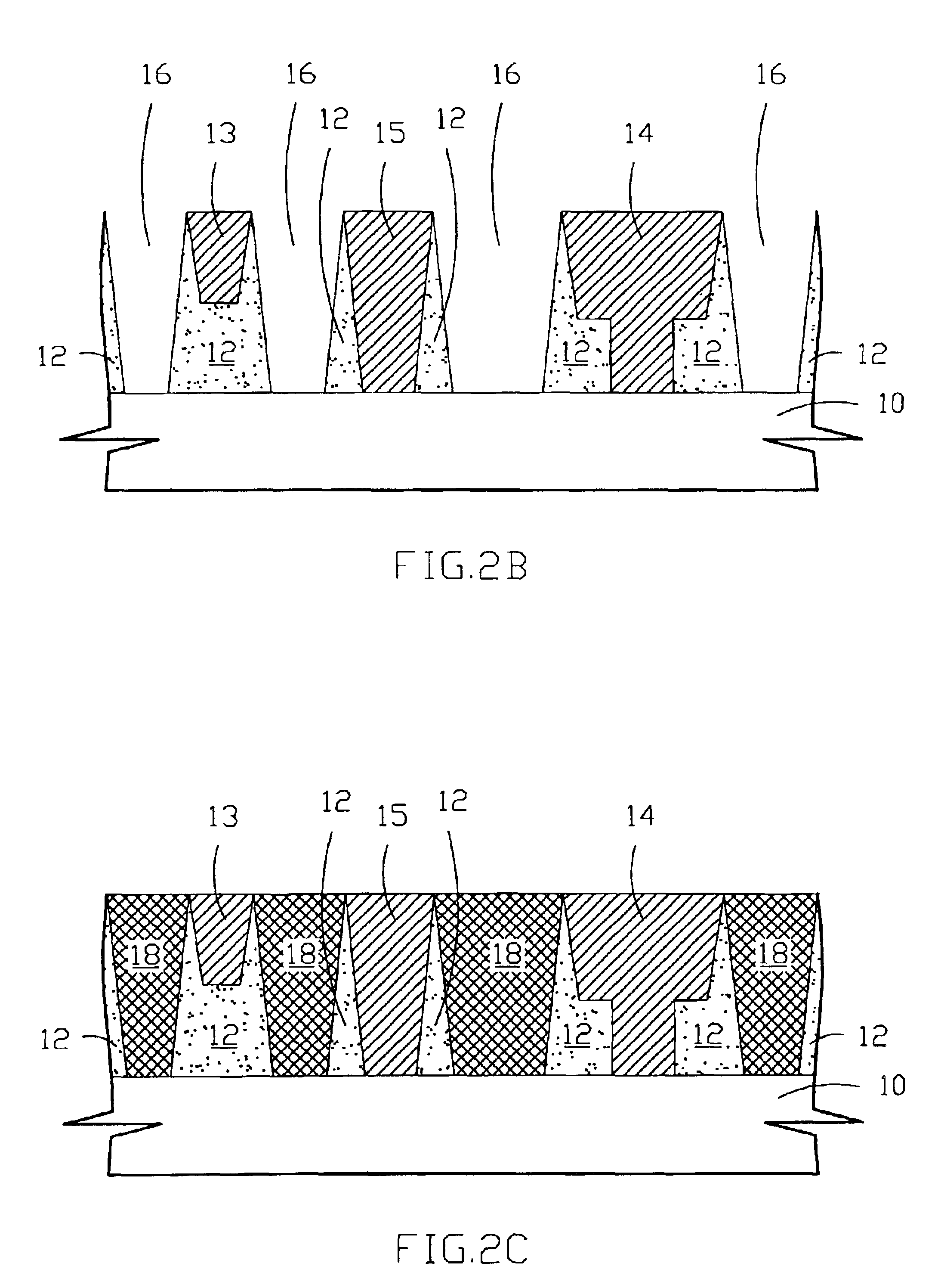 Method of forming interconnect structure with low dielectric constant