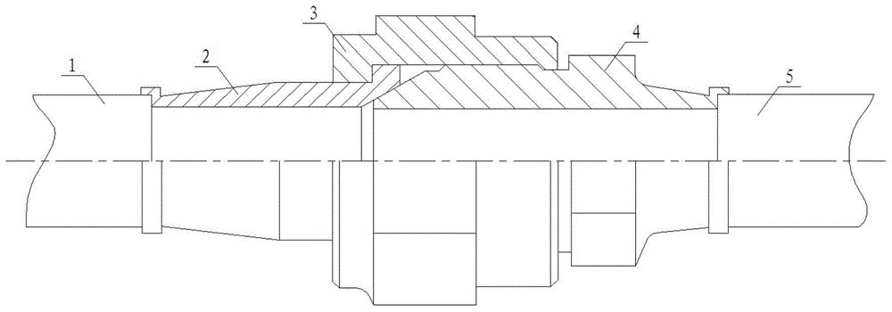 Eccentric spherical externally-conical sealing structure for engine pipeline