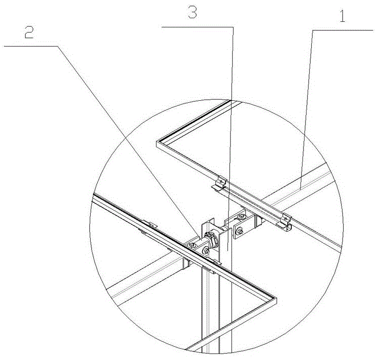 A solar photovoltaic module tracking device and installation method thereof