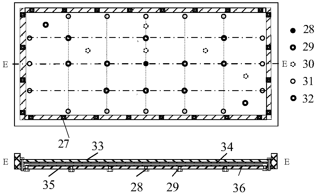 Visualized crack grouting test device and method for simulating multiple main control variables