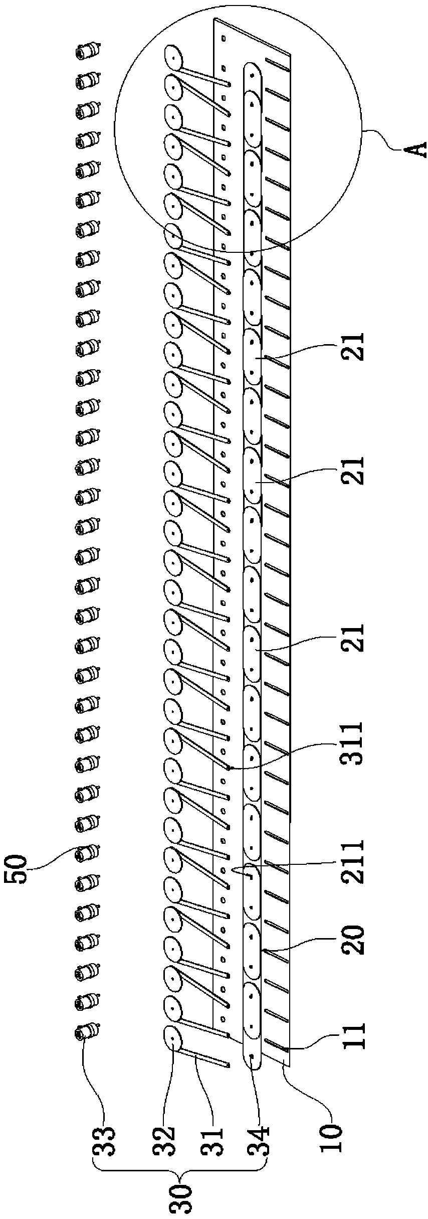 Electric adjustable coating baffle device and coating equipment