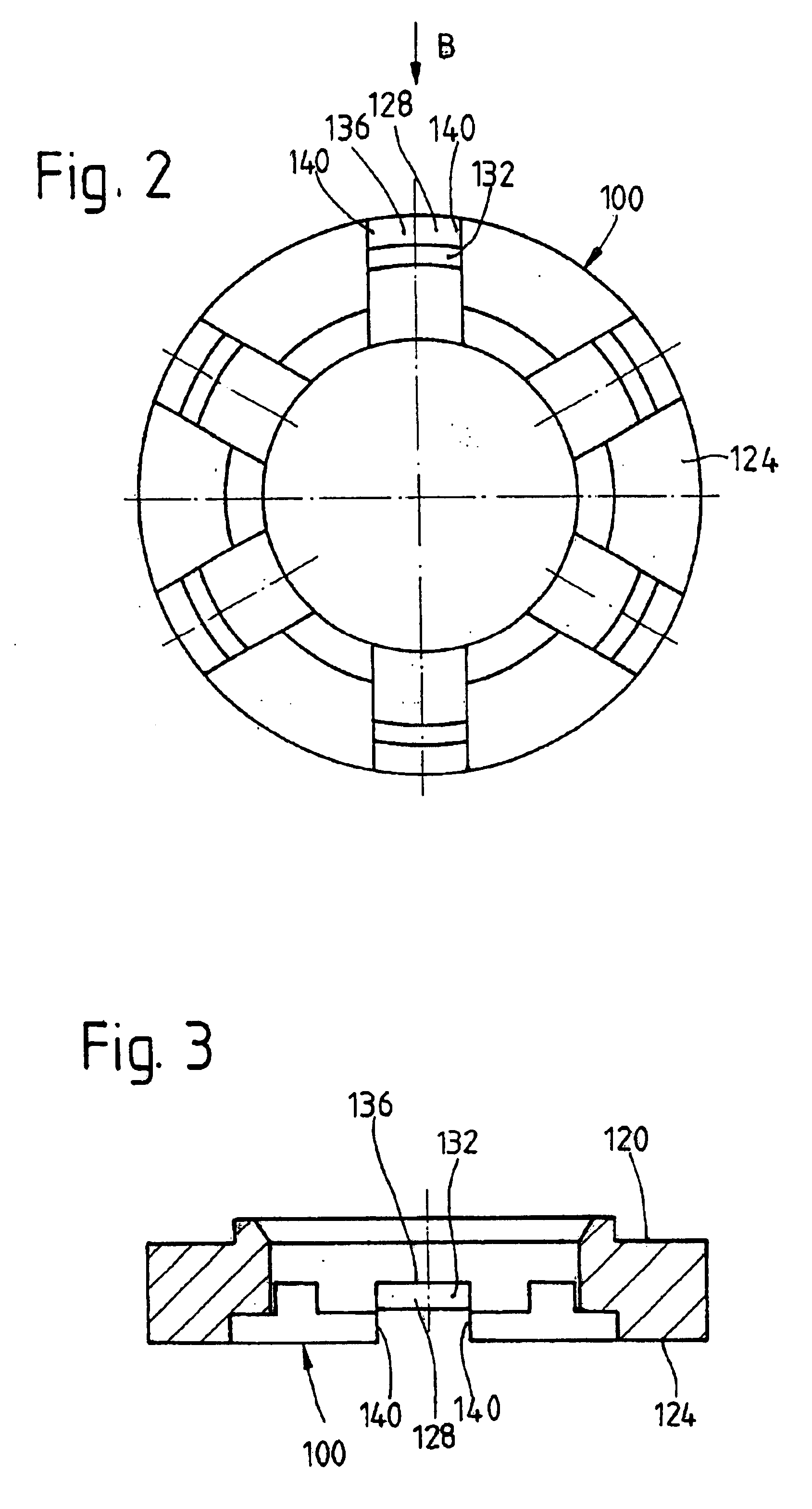 Hydrodynamic torque converter with at least one axial bearing arrangement for supporting the stator