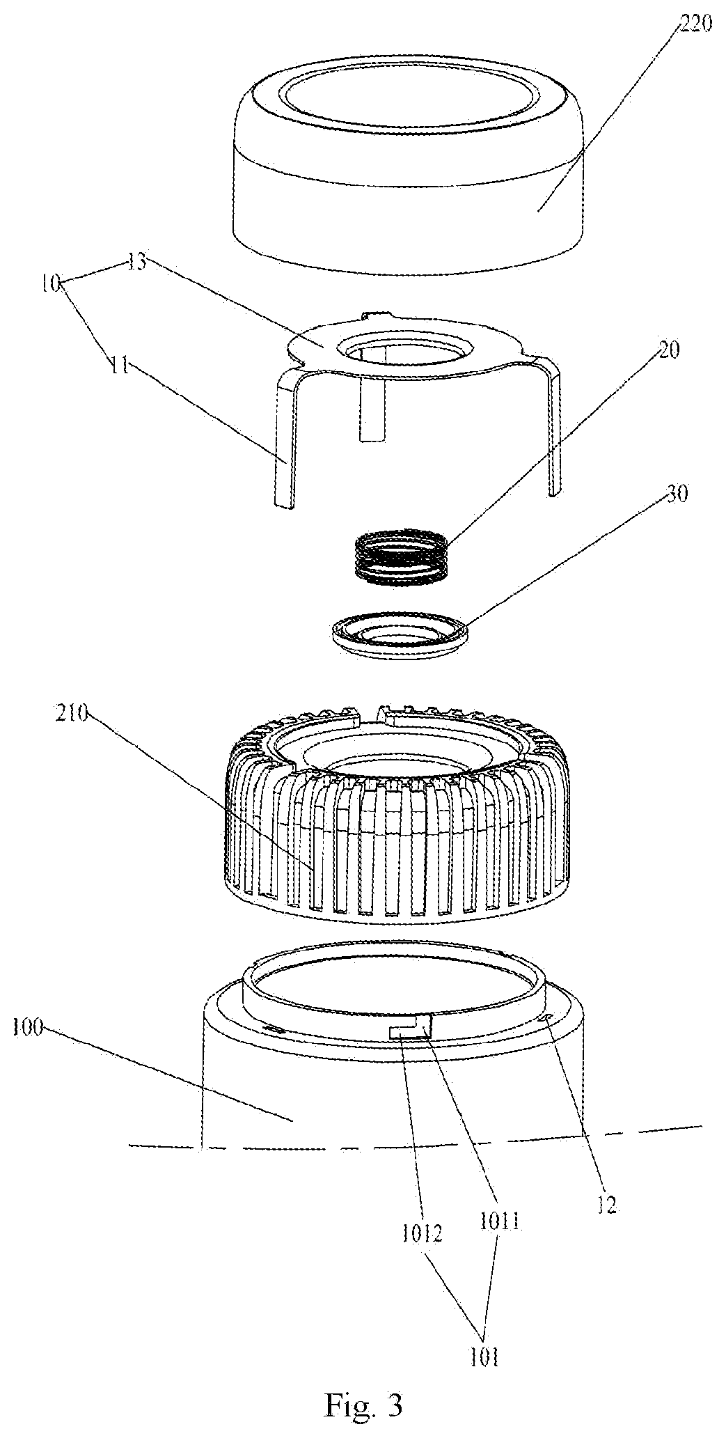 Locking structure of cup