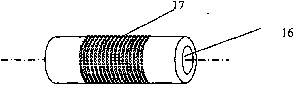 Device and method for directly quenching seamless steel pipes