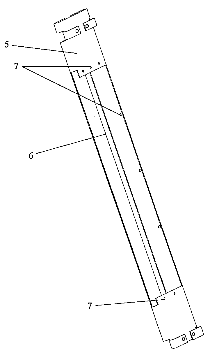 Connector and radio frequency apparatus