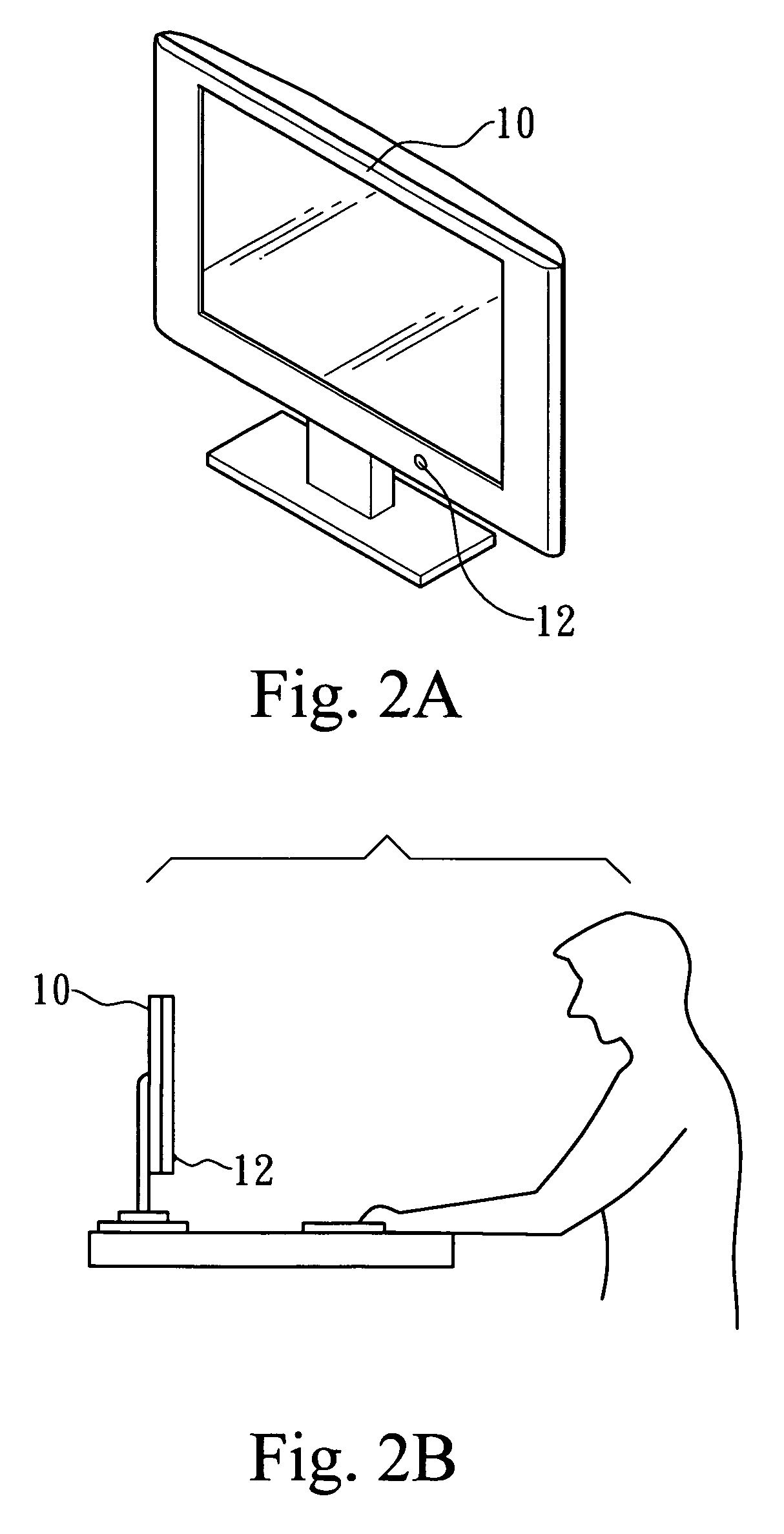 Apparatus for automatically adjusting display parameters relying on visual performance and method for the same