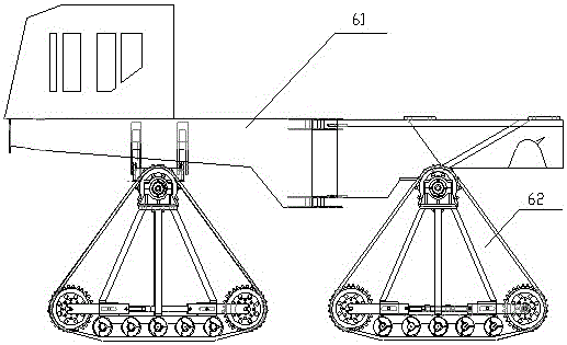 Triangular crawler running mechanism in tractor