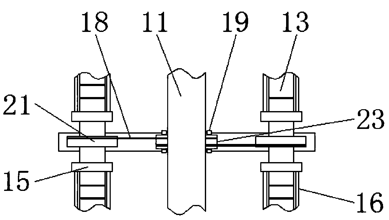 Rolling-kneading coating device for processing spicy salted duck