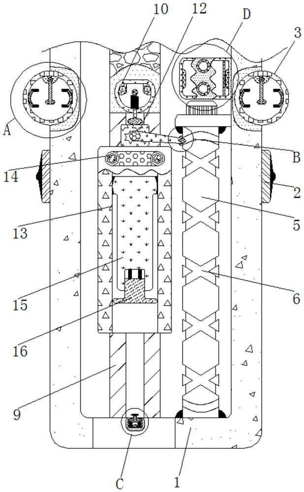 Automatic anti-toppling device for baby walker