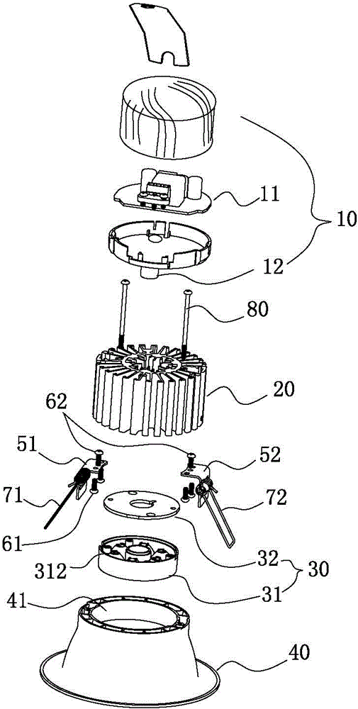 Down lamp capable of dissipating heat through convection of inner passage and outer passage