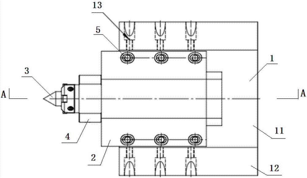 Tailstock tip device capable of adjusting machining accuracy