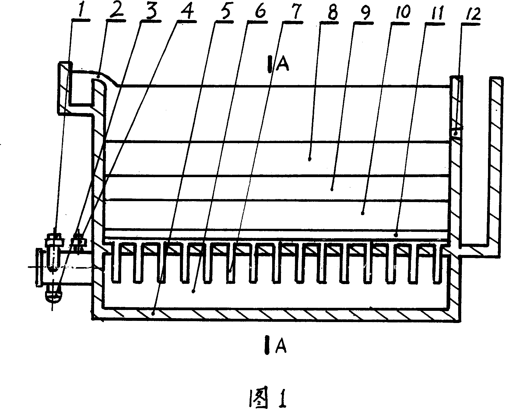 Tilting plate type filtering pool