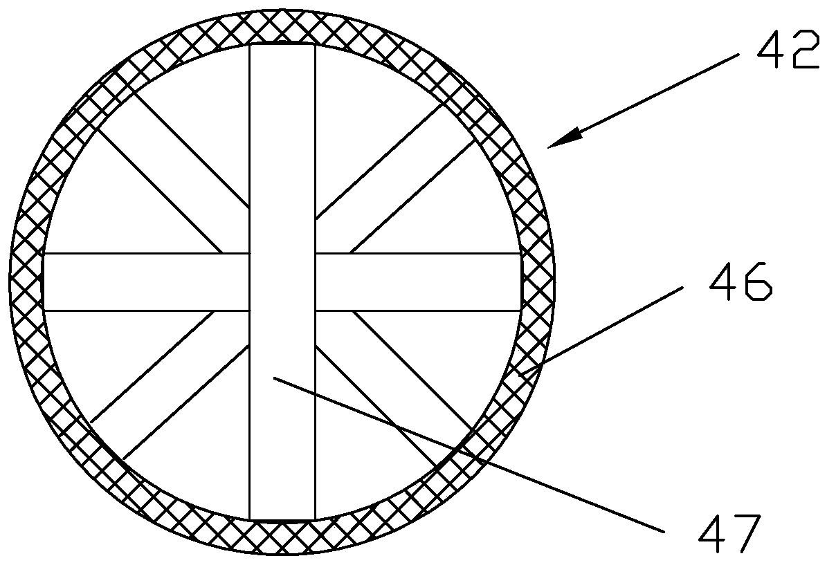 A device for cleaning lake silt and its cleaning method