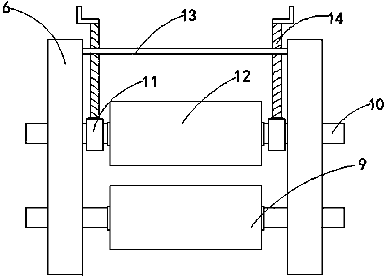 Chemical plating device with guide wheel