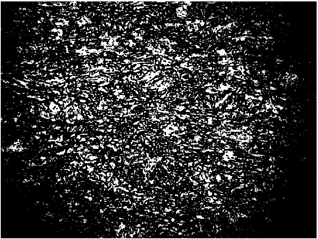 Low-crack sensitive pipe fitting steel plate used under low temperature condition and manufacturing method thereof