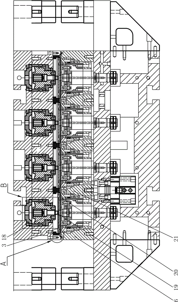 Die inner cutting forming device of forming machine