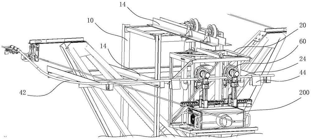 Line inspection robot on-line and off-line device and line inspection robot on-line and off-line system provided with same