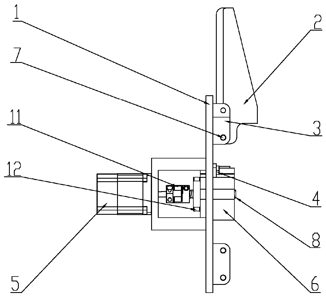 Submerged folding wing synchronous lateral unfolding locking mechanism and unfolding locking method thereof