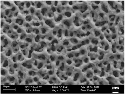 Electrolyte for preparing bioactive element contained porous membrane on titanium metal surface through micro-arc oxidation