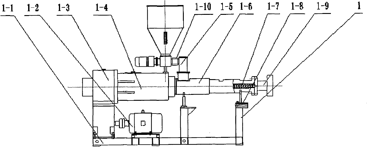 Extruding screw for extrusion moulding machine