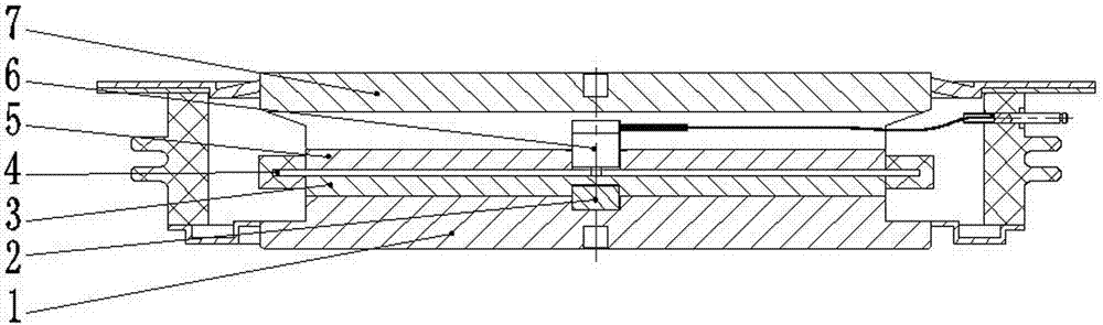 High-voltage fast turn-on thyristor and manufacturing method thereof