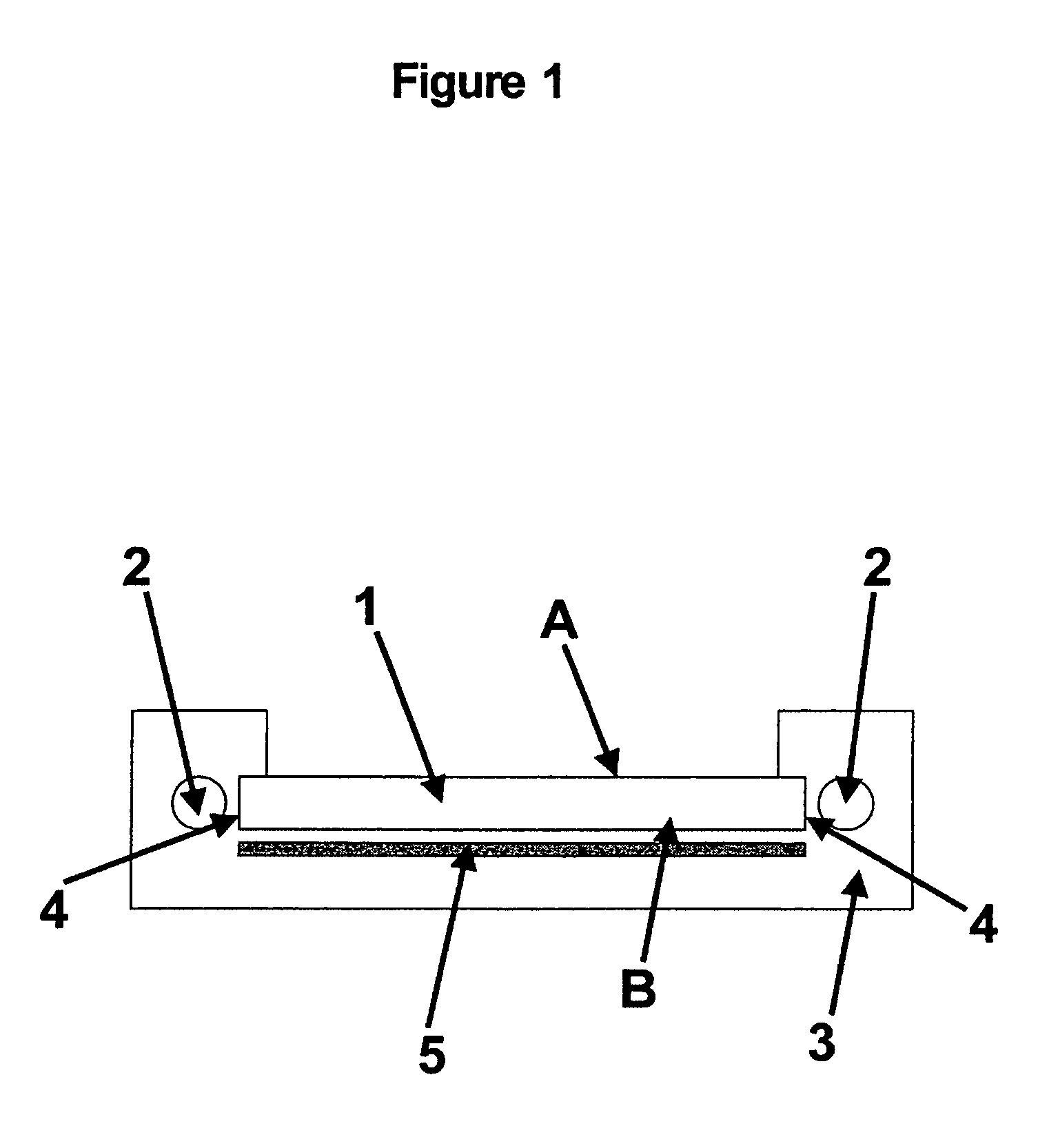 Transparent thermoplastic composition comprising hollow glass beads