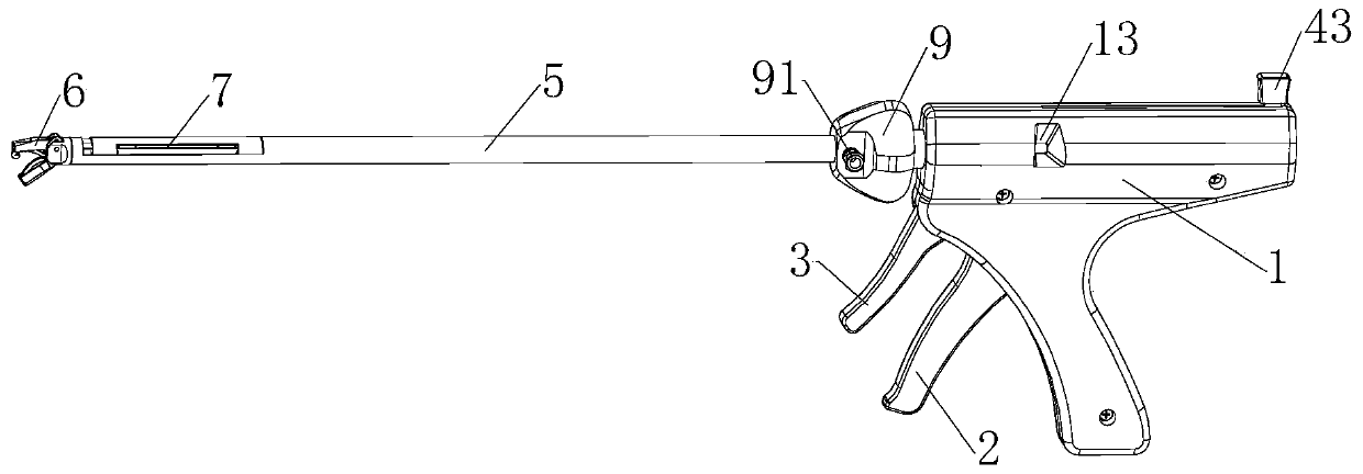 Continuous-mounting type clip applicator