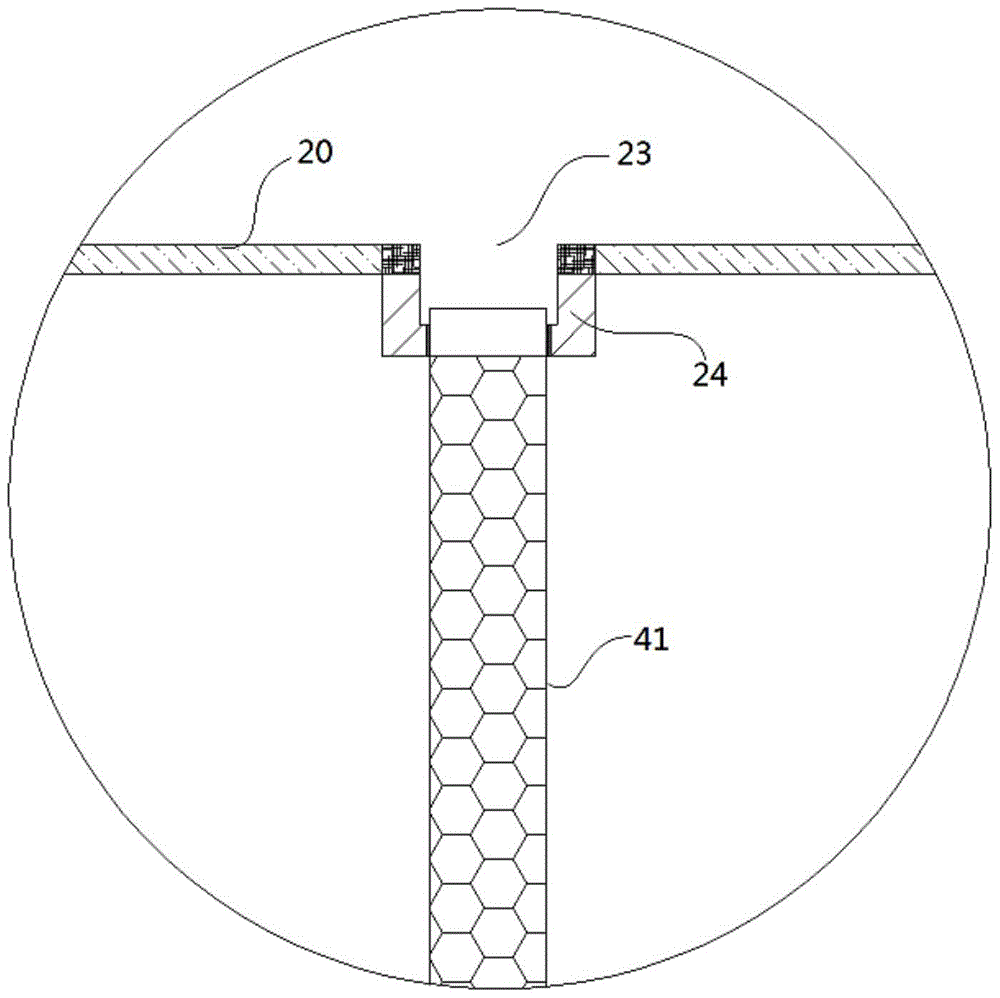 A loose fiber dyeing device with a rotatable fiber cage