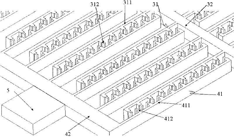 Miniature electric field sensor with special-shaped electrodes