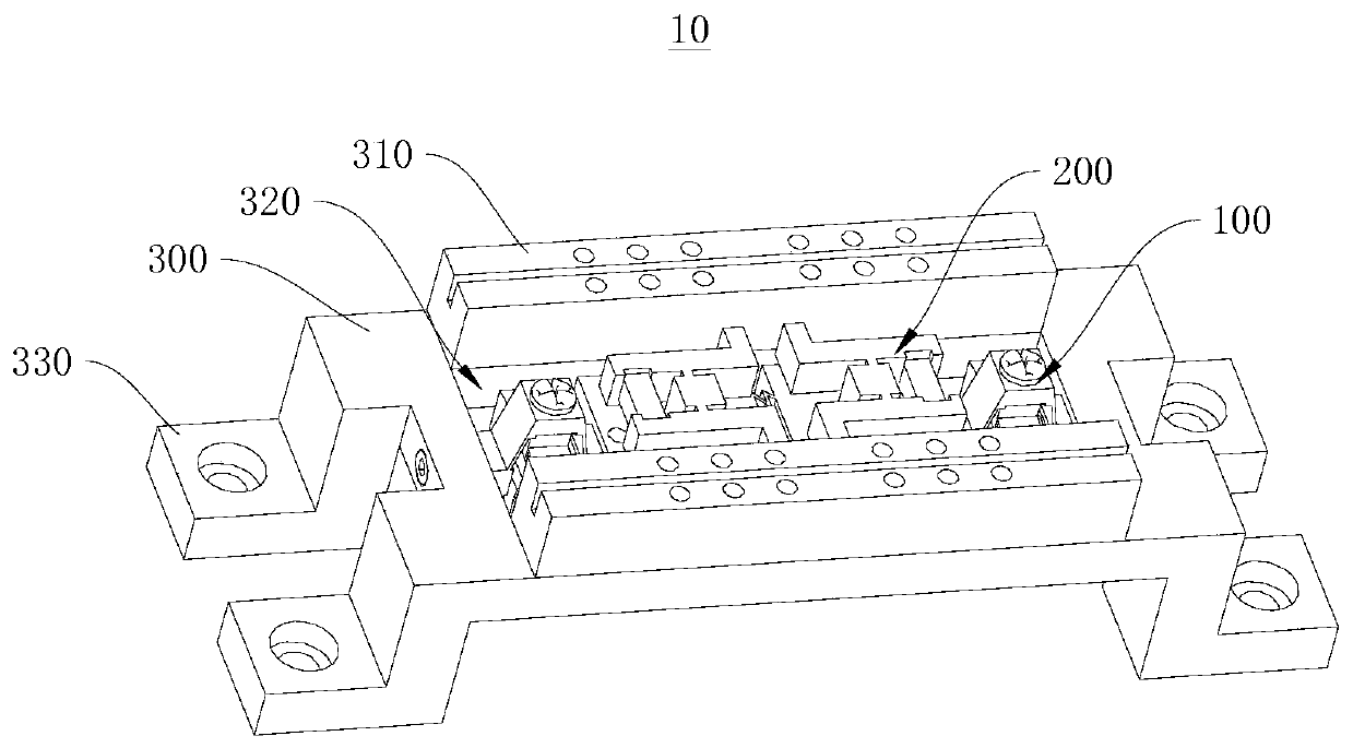 Inchworm type piezoelectric linear driver