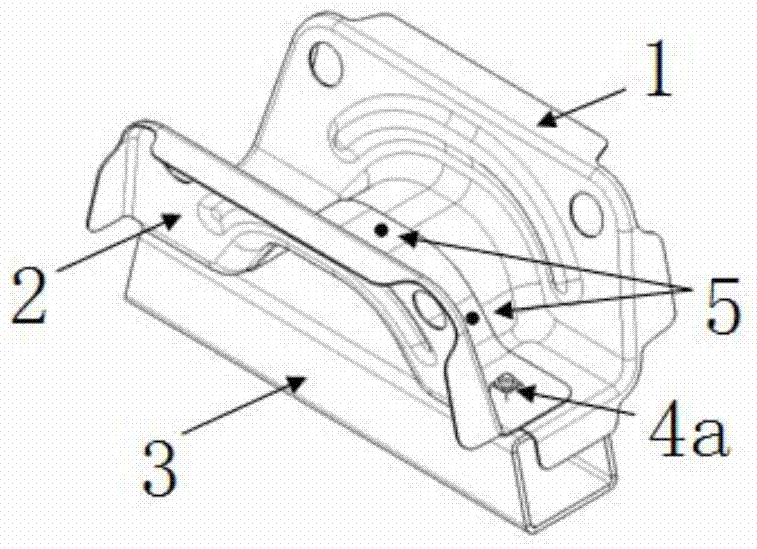 A reinforced structure for the central passage of a car