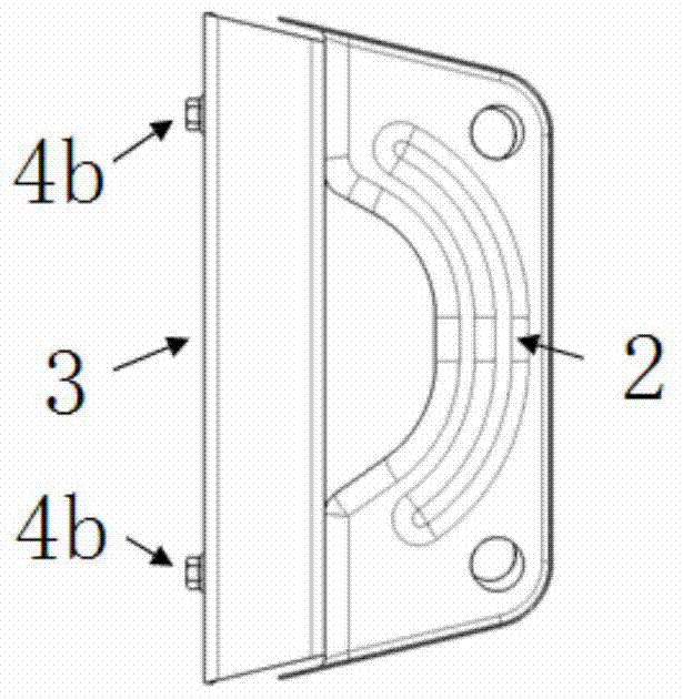 A reinforced structure for the central passage of a car