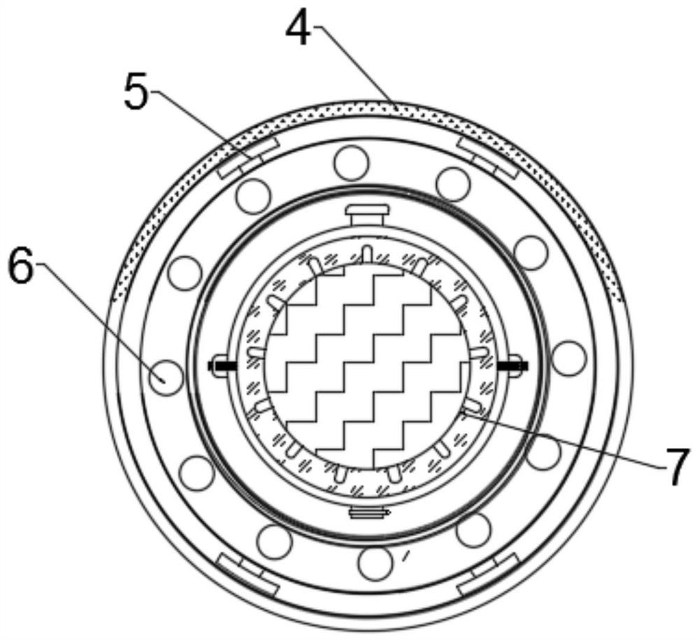 A device that uses the self-weight of non-woven fabrics for shearing and intelligent anti-breaking