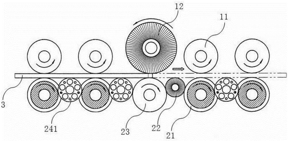 Flexible circuit board rolling cleaning device