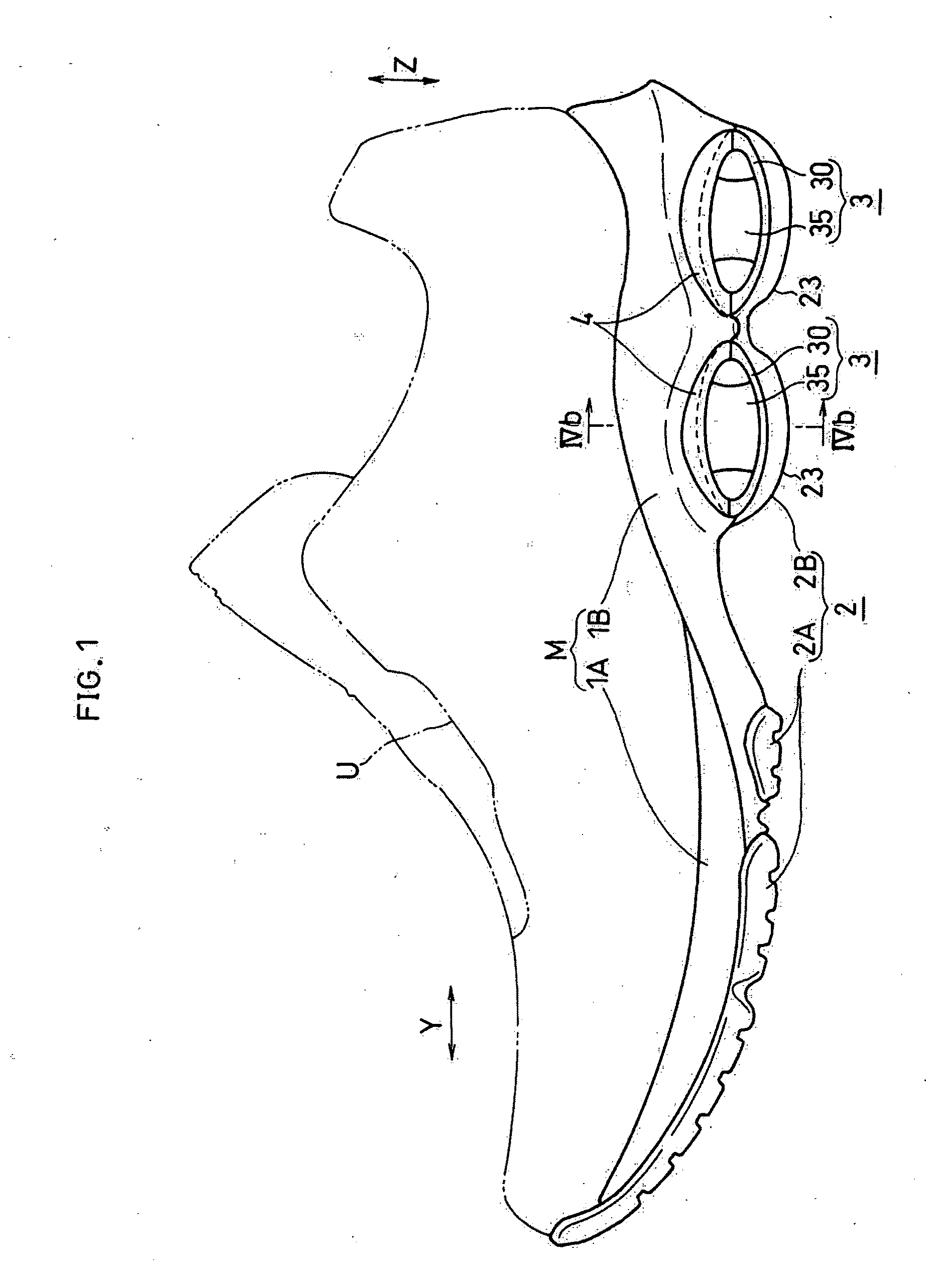 Shock absorbing device for shoe sole in rear foot part