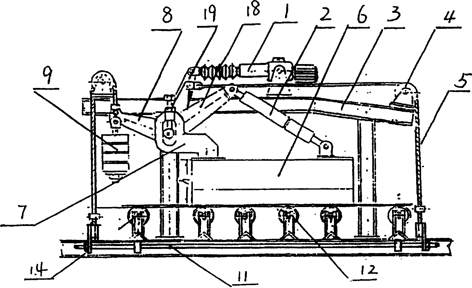 Dynamically balanced plow-type unloader