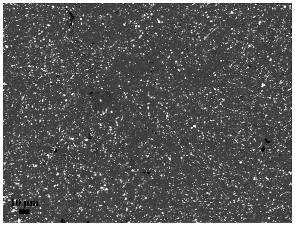 Method for preparing tungsten dispersion strengthened copper composite material through electroforming