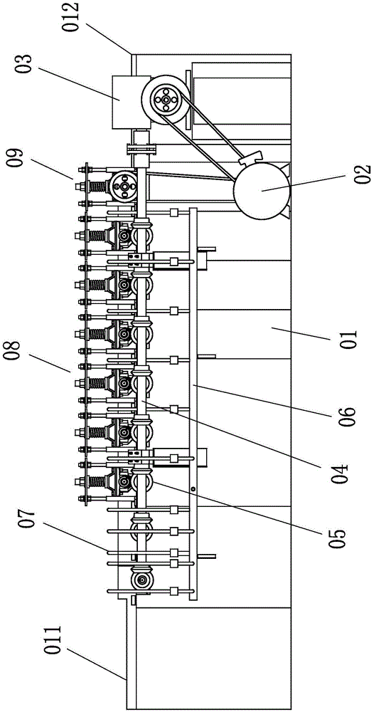 Bamboo carding machine