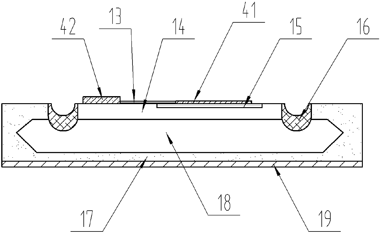 Control device based on flexible triggering of silicon controlled rectifier