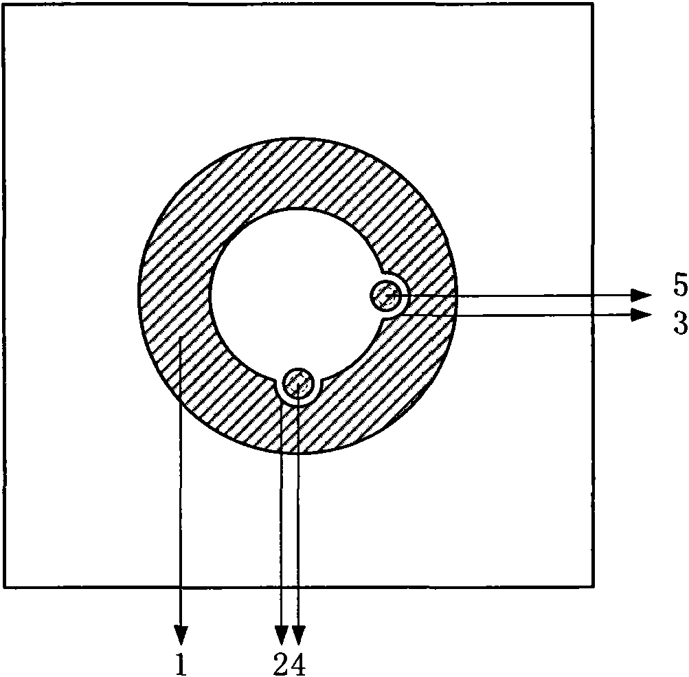 Annular circular polarization ceramic antenna based on quadrature coupling feed