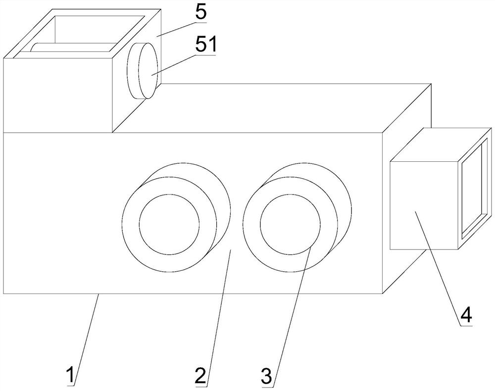 Raw material recycling and crushing device for bobbin paper production