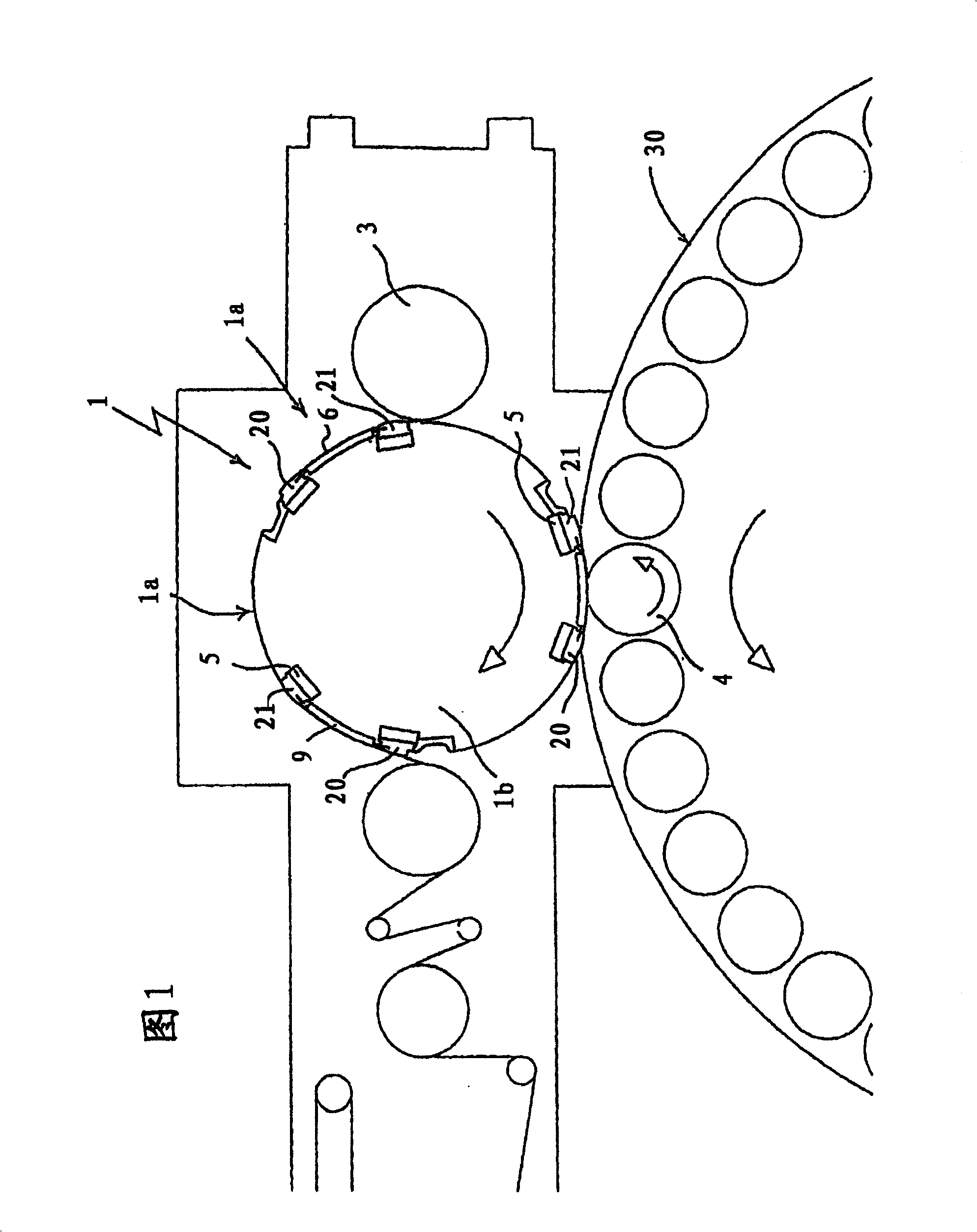 A roller for transferring labels