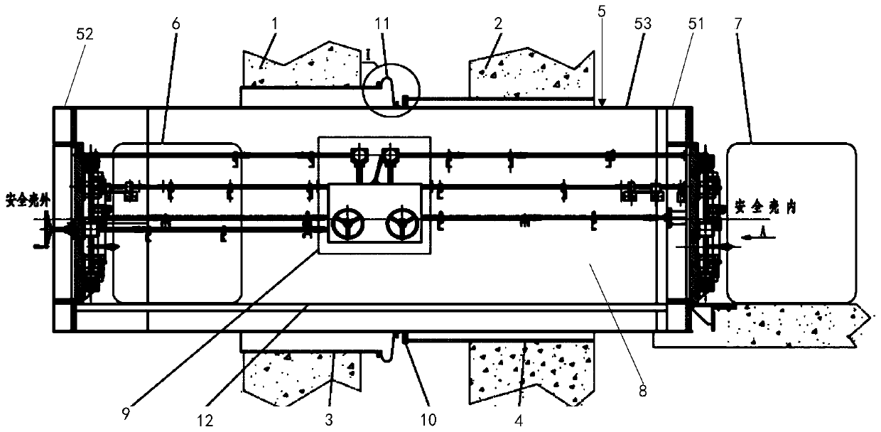 Nuclear power plant personnel airlock and installation method thereof