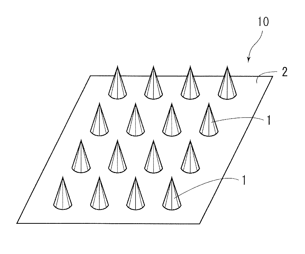 Microneedle device and method for producing the same