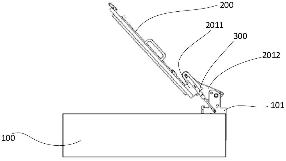 Chamber uncovering mechanism