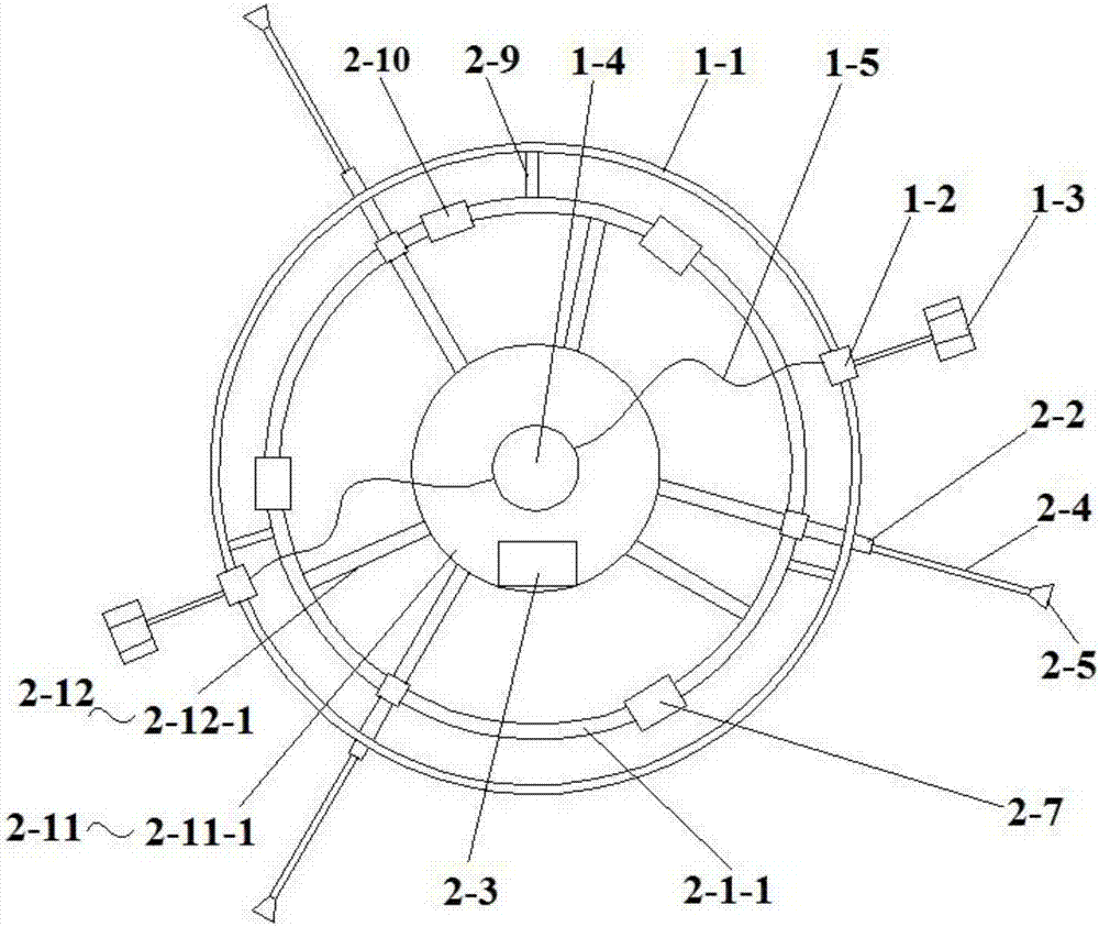 Multifunctional self-climbing type chimney cleaning device