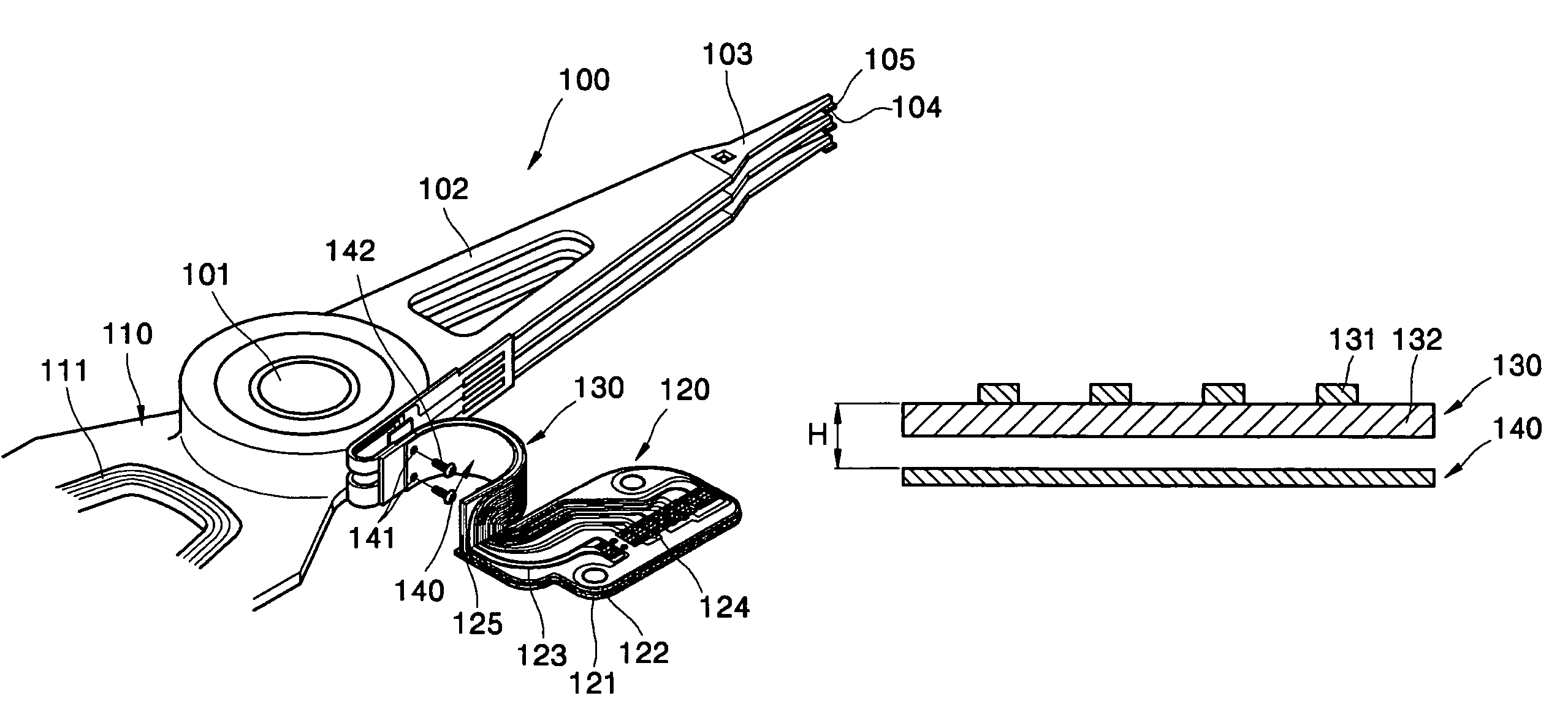 Structure and method for reducing impedance-discontinuity in flexible printed circuit of hard disk drive