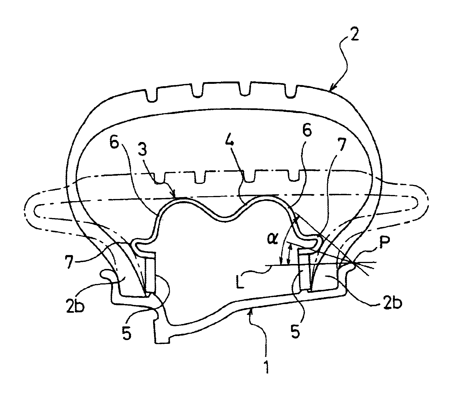 Tire/wheel assembly and run-flat support member