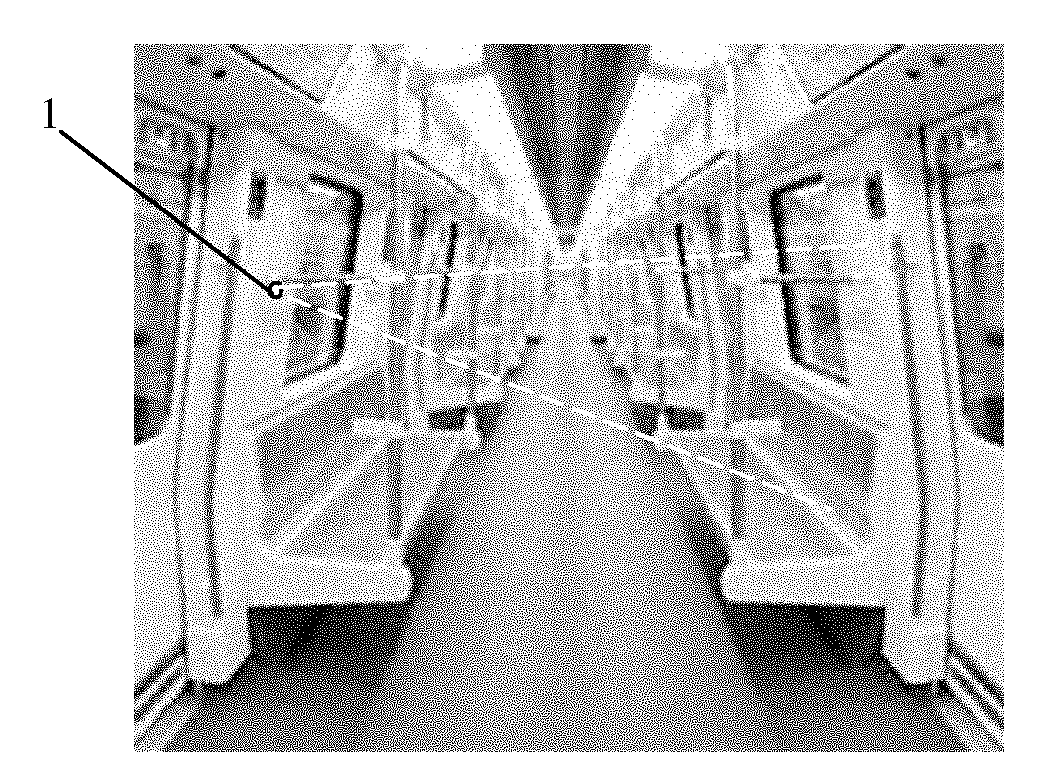 Intelligent bus courtesy seat prompting device and method